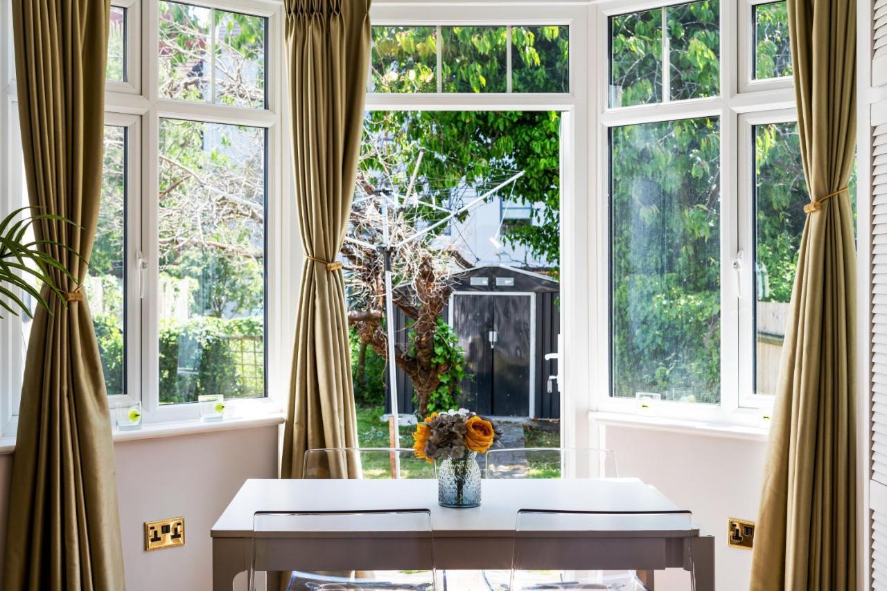 Lovely Garden Apartment In Wimbledon Town Centre With Private Parking By Wimbledon Holiday Lets Лондон Екстер'єр фото