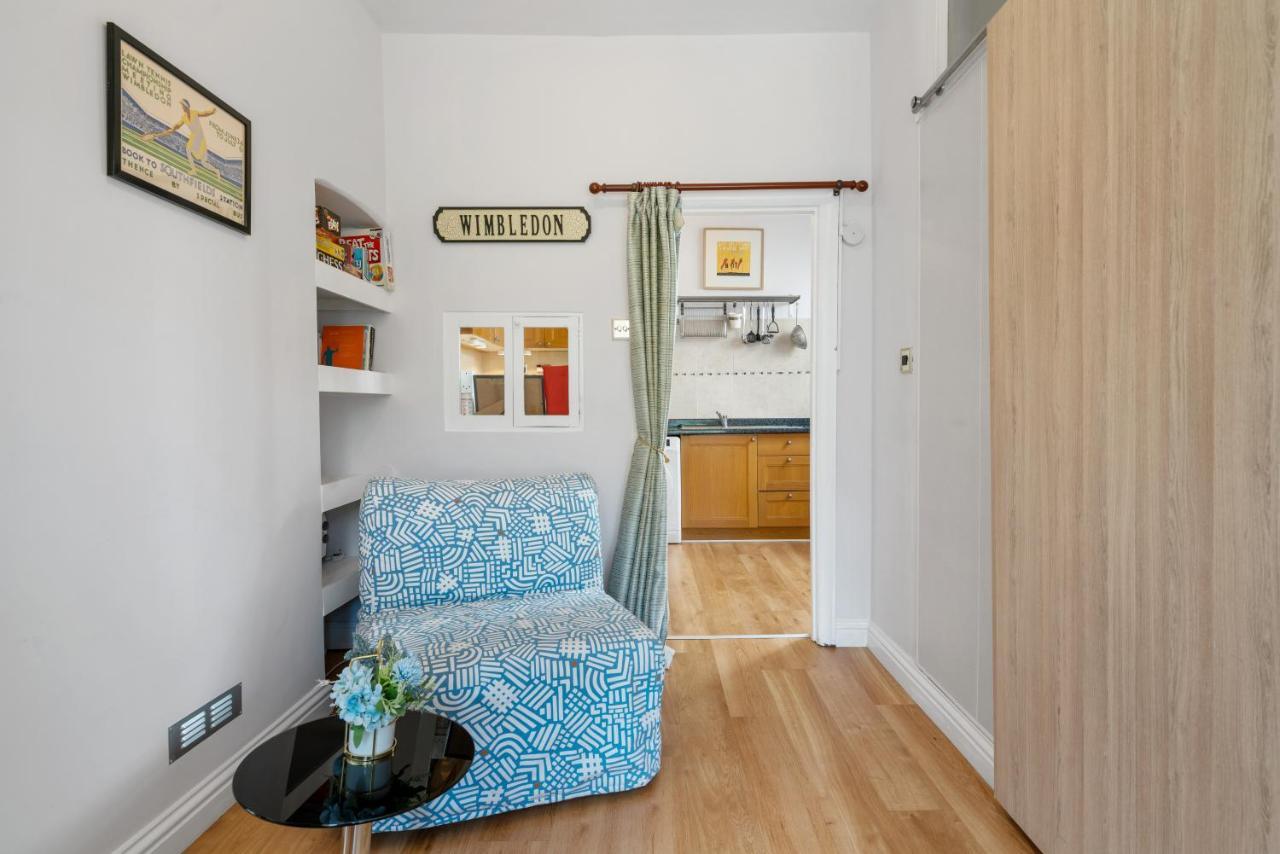 Lovely Garden Apartment In Wimbledon Town Centre With Private Parking By Wimbledon Holiday Lets Лондон Екстер'єр фото