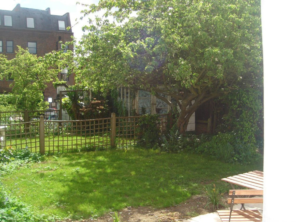 Lovely Garden Apartment In Wimbledon Town Centre With Private Parking By Wimbledon Holiday Lets Лондон Екстер'єр фото
