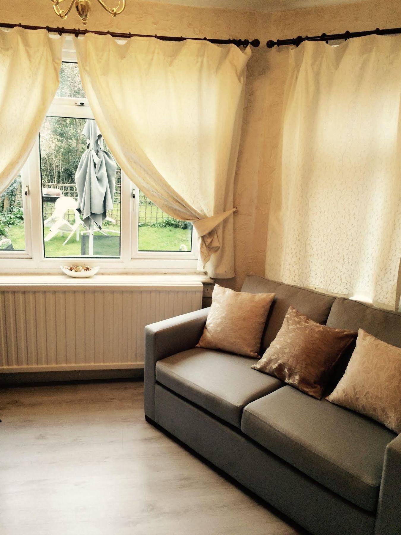 Lovely Garden Apartment In Wimbledon Town Centre With Private Parking By Wimbledon Holiday Lets Лондон Екстер'єр фото